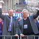 Illustration for article titled Meet the NFL's 10 poorest owners